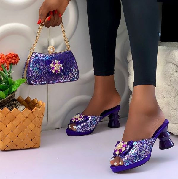 BLOCK HEELS SLIPPERS AND BAGS - Image 8