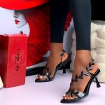 ELEGANT LEAF-DESIGNED HEELED SANDALS