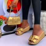 LADIES WEDGE SLIPPERS AND MATCHING HANDBAG SET
