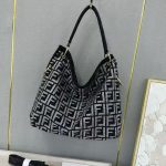 DAZZLING LUXURY SPARKLE TOTE