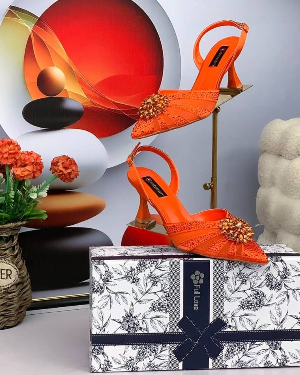 CRYSTAL EMBELLISHED HEELS - Image 2