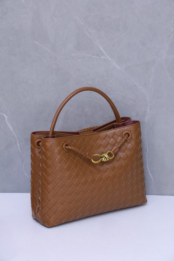 WOVEN LUXURY HANDBAGS - Image 2